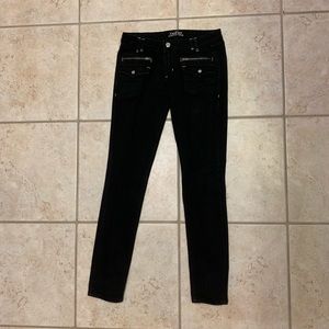 Very stylish lady’s pants